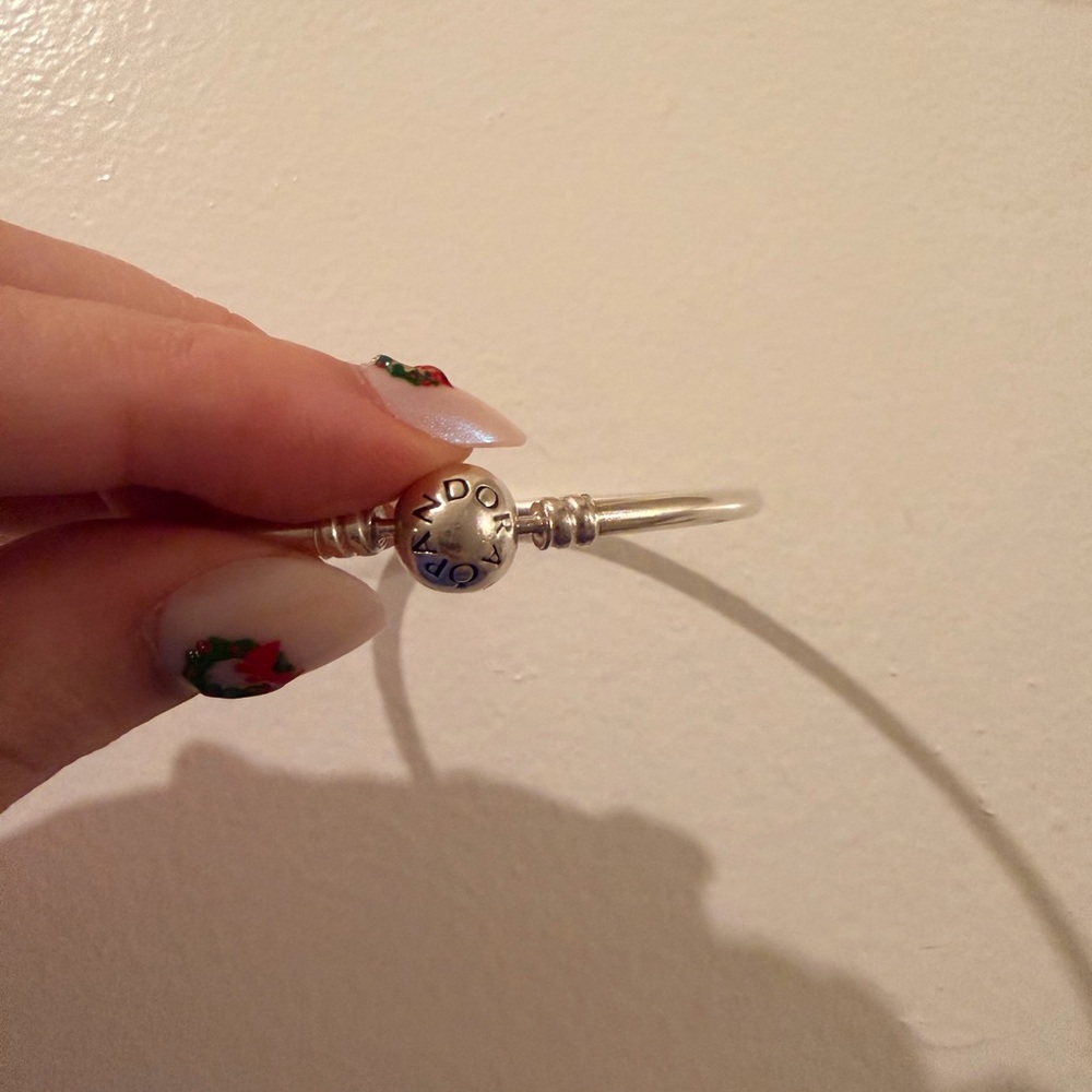 Pandora Moments Bangle - Picture 4 of 5